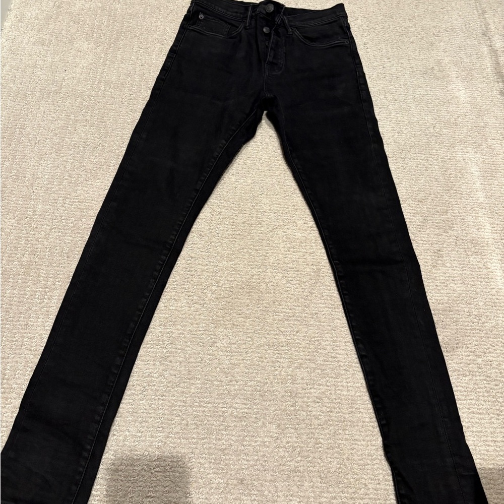 Black Skinny Jeans with Classic Design